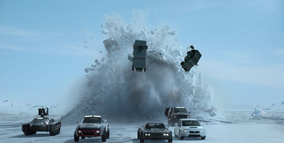 Fast And Furious 8 - Submarine chasing cars on the ice